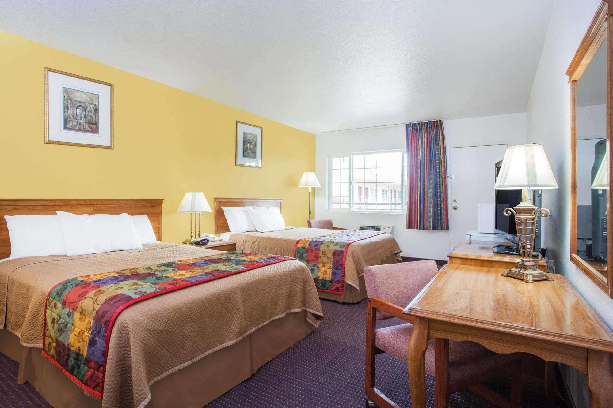Travelodge By Wyndham Walla Walla Exterior foto