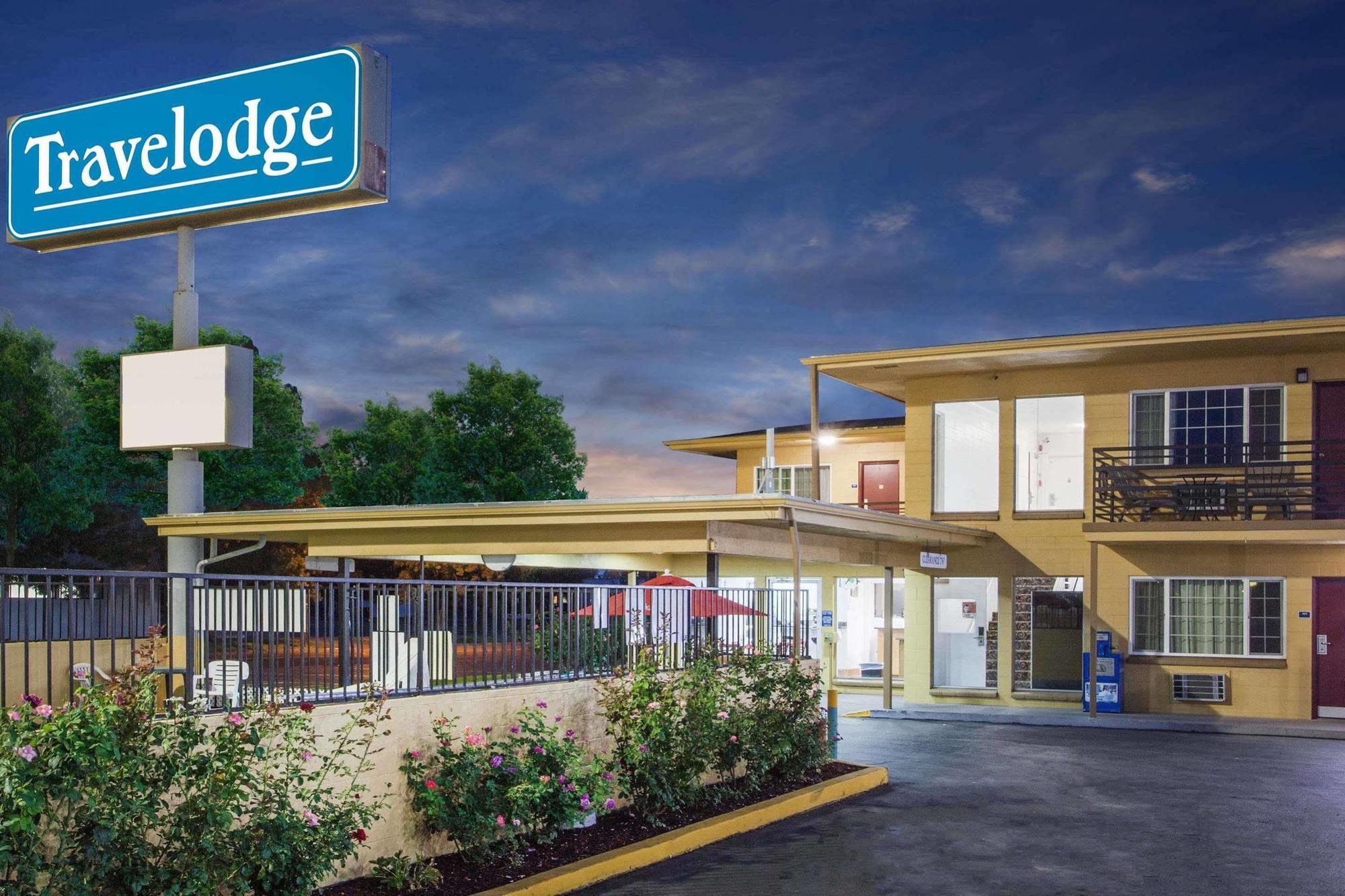 Travelodge By Wyndham Walla Walla Exterior foto